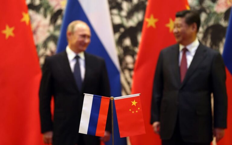 MOTÍN EFÍMERO EN RUSIA—QUIZÁ INDUCIDO DESDE EL EXTERIOR.CHINA REFRENDA SU G-2 CON PUTIN.