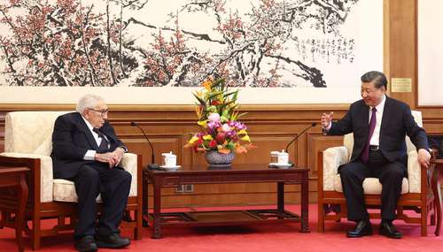 A sus 100 (sic) años de edad, Kissinger busca en China el G-2 perdido con EU