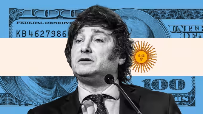 En fase de la desdolarización, The Economist y Bloomberg fustigan la <q>dolarización</q> de Milei