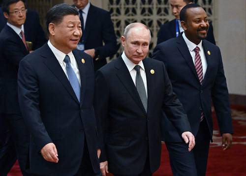 Zeitgeist global: Putin en Pekín a consolidar el G-2 con Xi, mientras Biden visita a Netanyahu